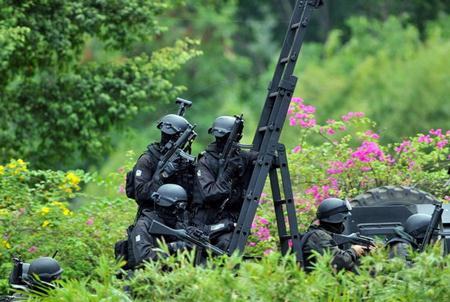 ອິນໂດເນເຊຍ ເປັນເຈົ້າພາບຈັດຕັ້ງການ ຊ້ອມຮົບຕ້ານກໍການຮ້າຍອາຊຽນ + 8